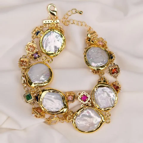 Pulseira Rosário de Pérola Branca Banhada a Ouro