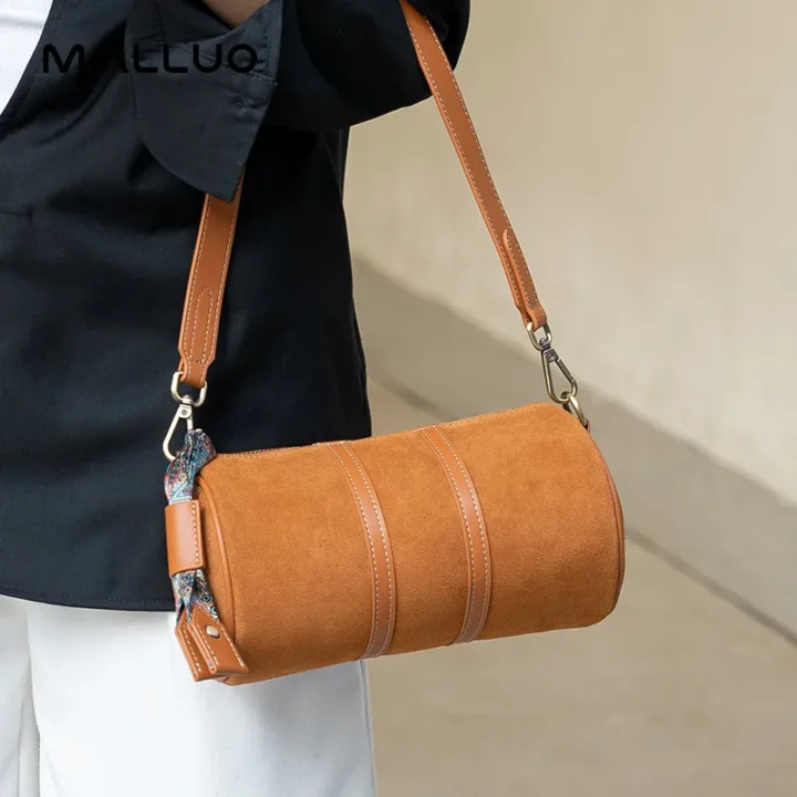 Bolsa de Couro Cilíndrica - Image 3