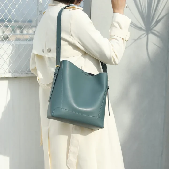 Bolsa de Couro Elegance - Image 12