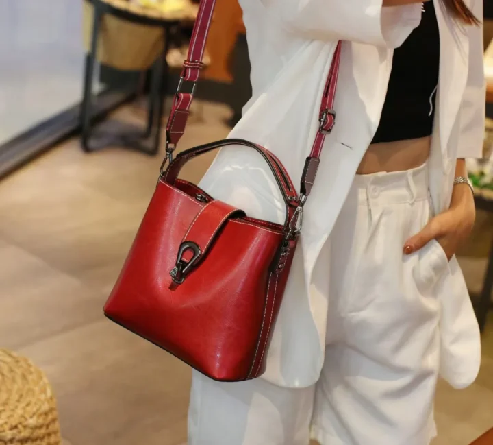 Bolsa de Couro Estilo 2 em 1 - Image 7